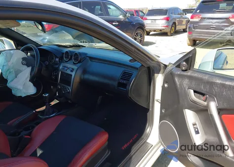 2008 Hyundai Tiburon Gt/Gt Limited/Se z USA, uszkodzony, nr VIN KMHHN66F48U268987